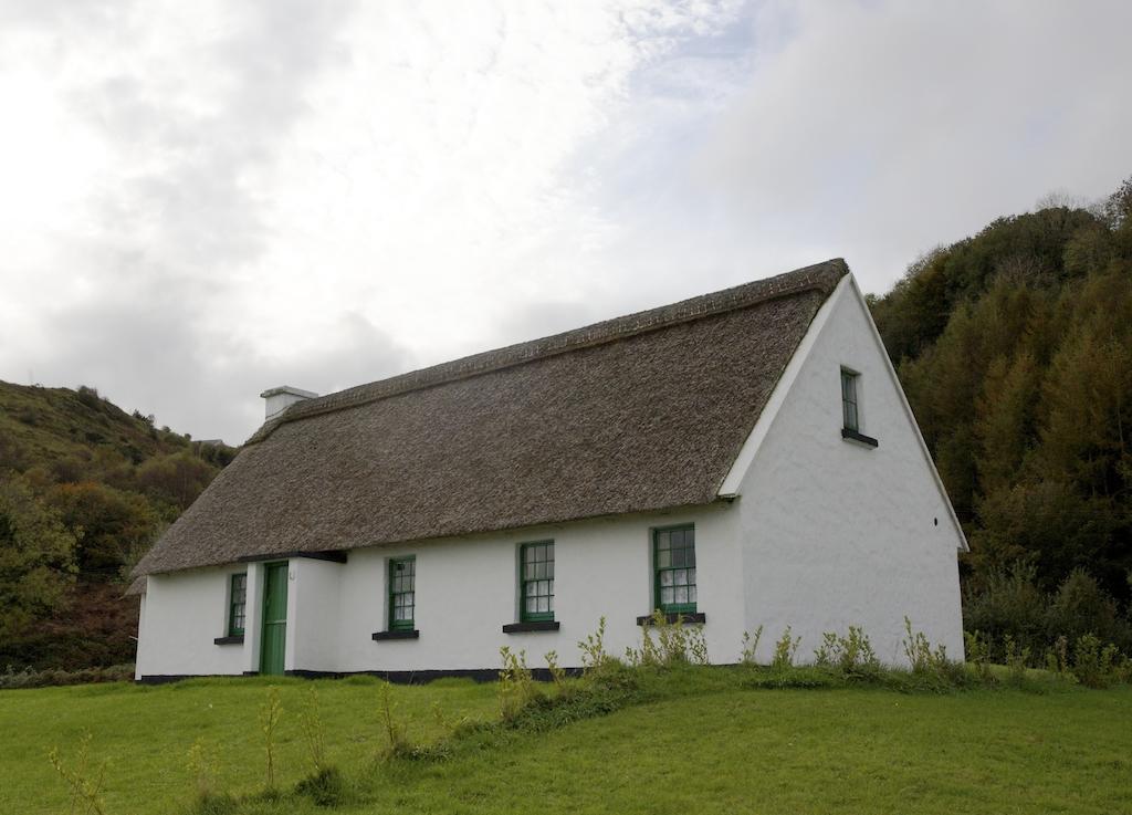 Corofin Lake Cottages Δωμάτιο φωτογραφία